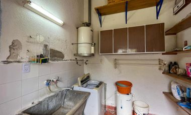 Casa de 3 dormitorios frente a la plaza de Baigorria