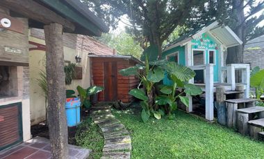 Venta Casa 2 dormitorios, cochera, quincho y pileta en Fisherton