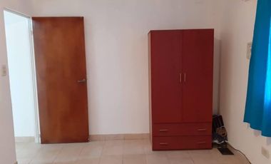 Departamento 2 ambientes al frente con balcón interno y Patio