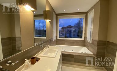 Alquiler temporario Casa  de Nordelta Isla Santa Monica