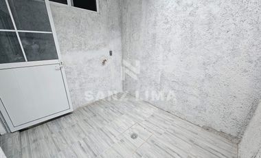 Valle de Girasoles: Amplio departamento en planta baja frente a parque