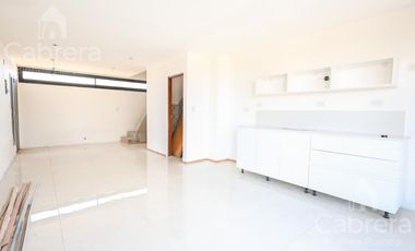 Venta Casa 2 Dormitorios en barrio Los Fresnos de Sicardi, La Plata.