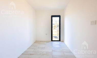 Venta Casa 2 Dormitorios en barrio Los Fresnos de Sicardi, La Plata.