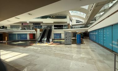 Local comercial en Interlomas con mantenimiento incluido