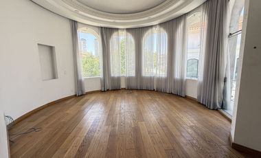 Casa en renta-venta en zona exclusiva Huixquilucan