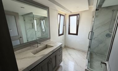 Casa en renta-venta en zona exclusiva Huixquilucan