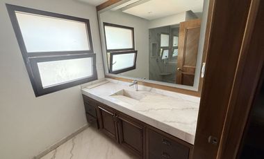 Casa en renta-venta en zona exclusiva Huixquilucan