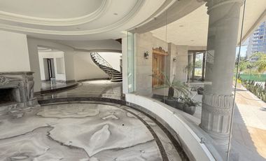 Casa en renta-venta en zona exclusiva Huixquilucan