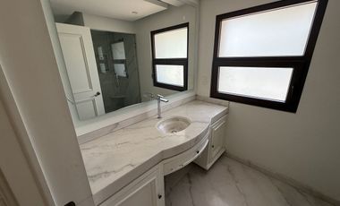 Casa en renta-venta en zona exclusiva Huixquilucan