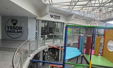 Local comercial en Plaza Panorama en pleno Interlomas