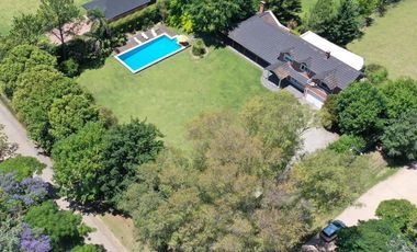 Casa en venta, 3 dormitorios + Parque + Piscina + Garage