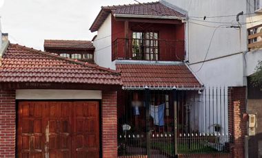 VENTA CASA - PASO DE BURGOS AL 1800