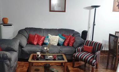 VENTA CASA - PASO DE BURGOS AL 1800