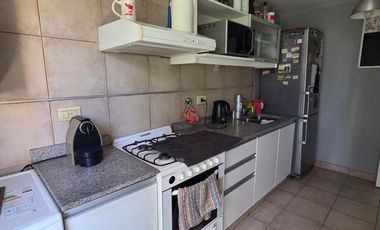 Departamento en venta en Lomas Oeste con cochera y seguridad por camaras