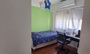 Departamento en venta en Lomas Oeste con cochera y seguridad por camaras