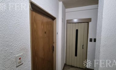 Venta departamento 3 ambientes con balcón Avellaneda