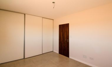 En venta a estrenar PH de dos dormitorios con terraza y parrillero