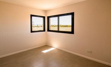 En venta a estrenar PH de dos dormitorios con terraza y parrillero