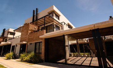En venta a estrenar PH de dos dormitorios con terraza y parrillero