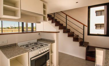 En venta a estrenar PH de dos dormitorios con terraza y parrillero