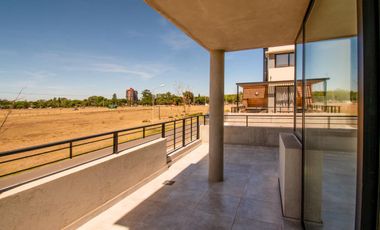 En venta a estrenar PH de dos dormitorios con terraza y parrillero