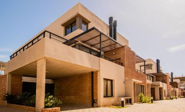 En venta a estrenar PH de dos dormitorios con terraza y parrillero