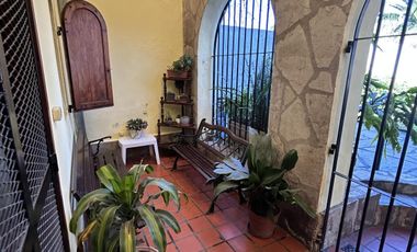 Casa en venta Burzaco con pileta!!!