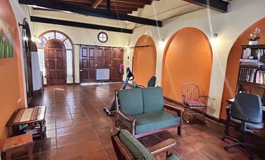 Casa en venta Burzaco con pileta!!!