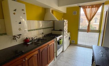 Oportunidad Departamento 2 Dormitorios - Av. Pellegrini 1500 - Centro - Rosario | Venta