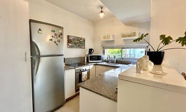 Triplex de 4 ambientes  en Lago del Sendero, con salida al lago