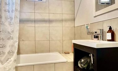 Triplex de 4 ambientes  en Lago del Sendero, con salida al lago