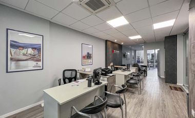 Oficina premium con patio sobre Paseo del Siglo