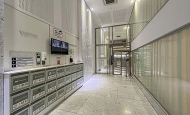 Oficina premium con patio sobre Paseo del Siglo
