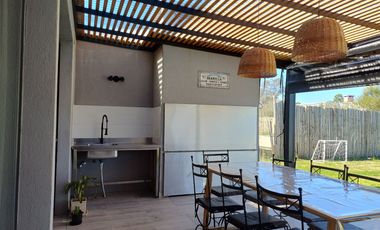 Casa en venta en San Ramón, Pilar del Este - 4 Ambientes