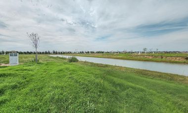 Terreno de oportunidad con 500m² sobre el Lago