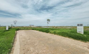 Terreno de oportunidad con 500m² sobre el Lago