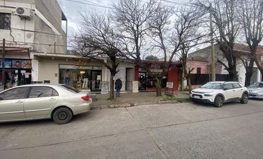 Casa mas locales Villa Elisa