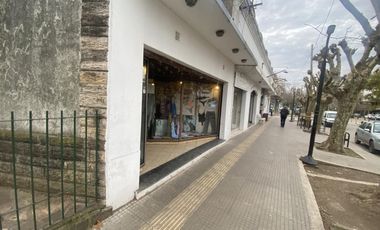 Casa mas locales Villa Elisa