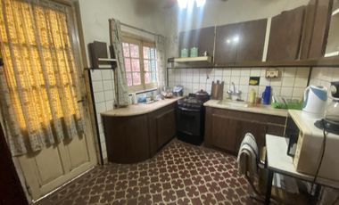 Casa mas locales Villa Elisa