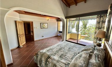 VENTA CASA DE PLAYA AMOBLADA FRENTE AL MAR CABO ANTIBES SANTA MARTA