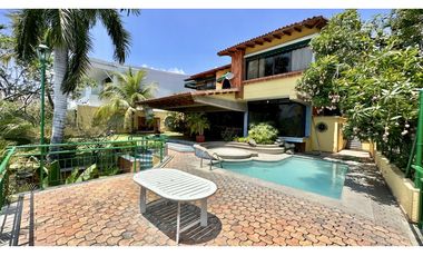 VENTA CASA DE PLAYA AMOBLADA FRENTE AL MAR CABO ANTIBES SANTA MARTA