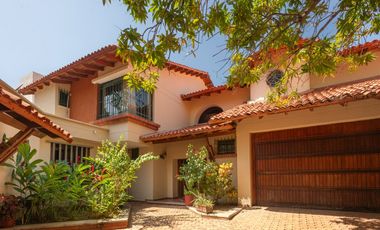 VENTA CASA DE PLAYA AMOBLADA FRENTE AL MAR CABO ANTIBES SANTA MARTA