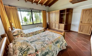 VENTA CASA DE PLAYA AMOBLADA FRENTE AL MAR CABO ANTIBES SANTA MARTA