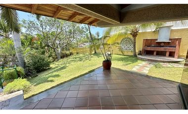 VENTA CASA DE PLAYA AMOBLADA FRENTE AL MAR CABO ANTIBES SANTA MARTA