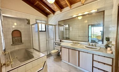 VENTA CASA DE PLAYA AMOBLADA FRENTE AL MAR CABO ANTIBES SANTA MARTA