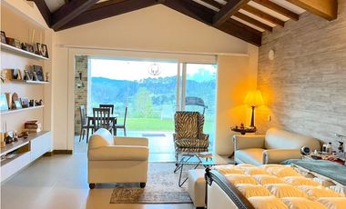 Venta finca El Retiro una cuadra, hermosa, posibilidad de caballerizas