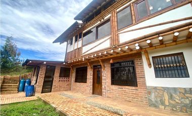 Arriendo Casa Campestre en Vereda Piedras Blancas - Guarne