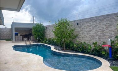 Espectacular Casa en Venta PUNTA ROCA