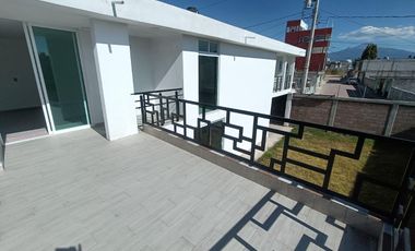 Casa en venta con tres recámaras y jardín en Loma Bonita, Tlaxcala