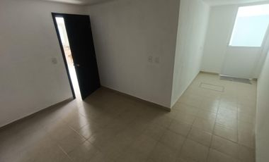 Casa en venta con tres recámaras y jardín en Loma Bonita, Tlaxcala